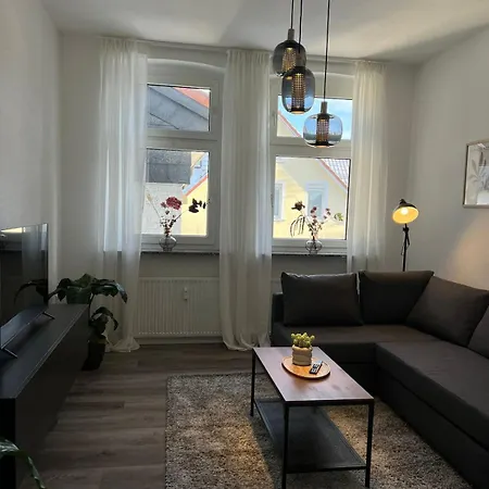 Moderne Altbauwohnung Mit Stellplatz, Innenstadtlage Ντέτμολντ