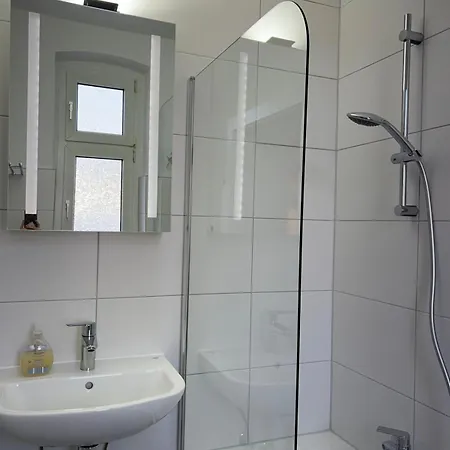 Moderne Altbauwohnung Mit Stellplatz, Innenstadtlage Detmold