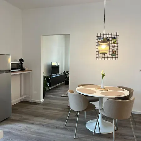 Διαμέρισμα Moderne Altbauwohnung Mit Stellplatz, Innenstadtlage Ντέτμολντ