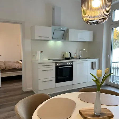 Moderne Altbauwohnung Mit Stellplatz, Innenstadtlage Διαμέρισμα *